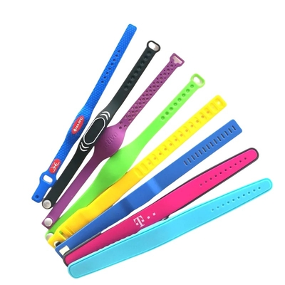 Beli Pergelangan tangan RFID Silikon Untuk Pesta Custom 13.56mhz Mifare RFID Pergelangan tangan online manufacture